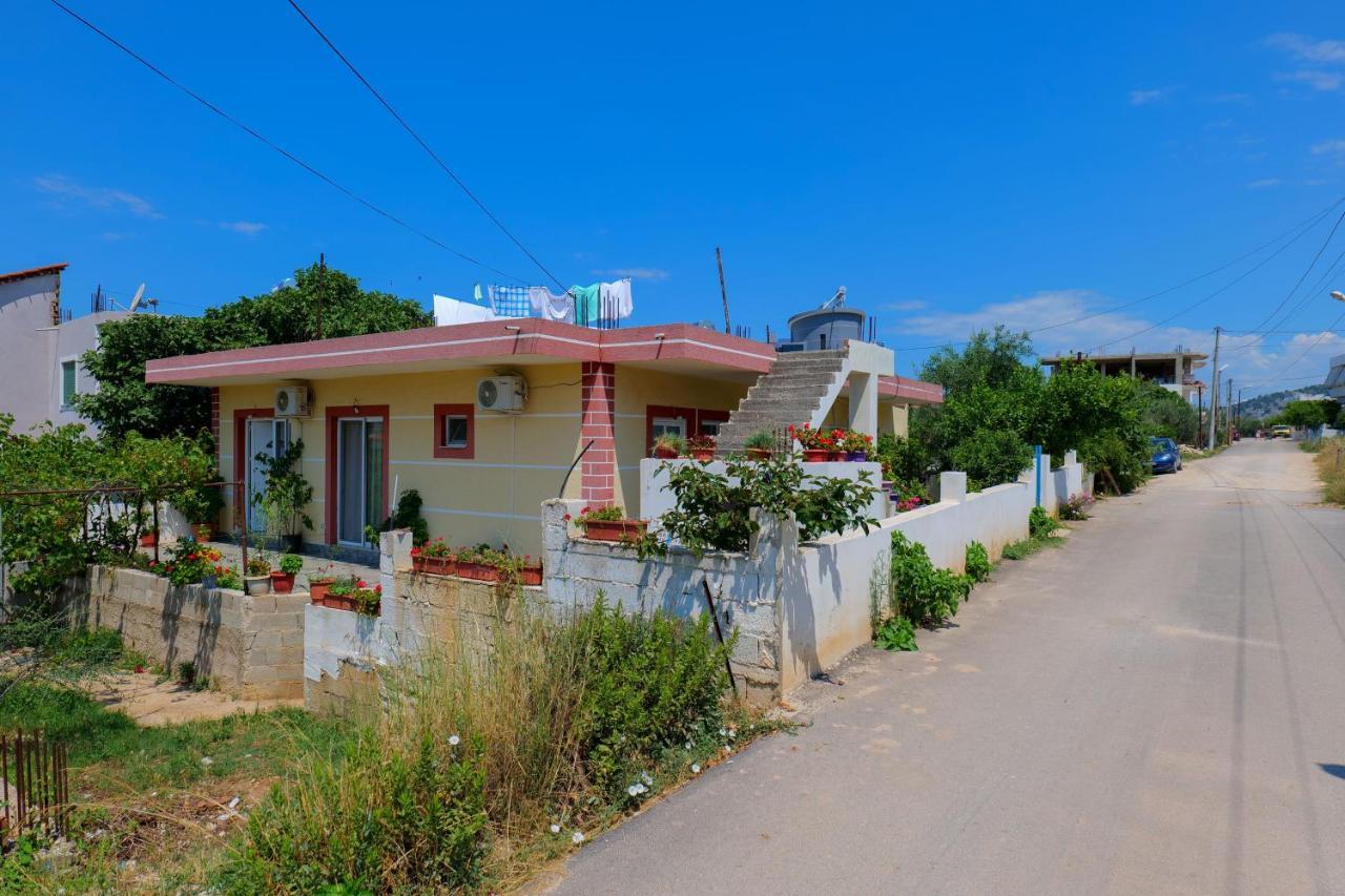Ilias House Hotel Ksamil Exterior photo